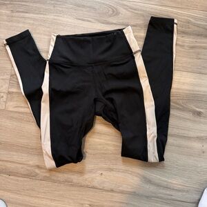 Gilly Hicks Leggings